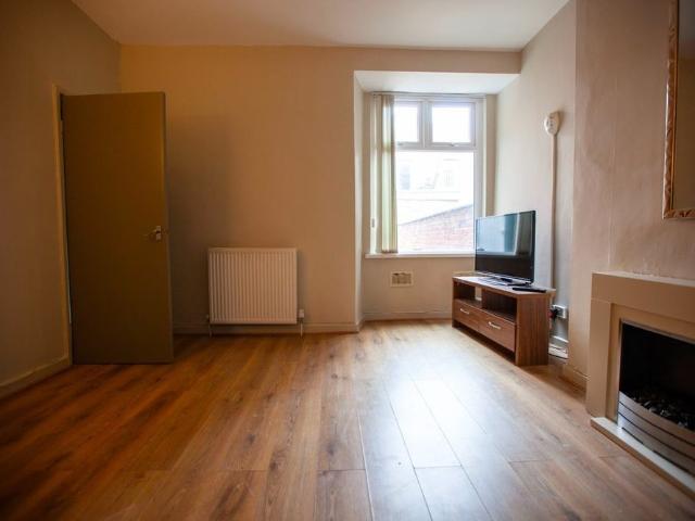 Room for rent in St. Johns, Manchester