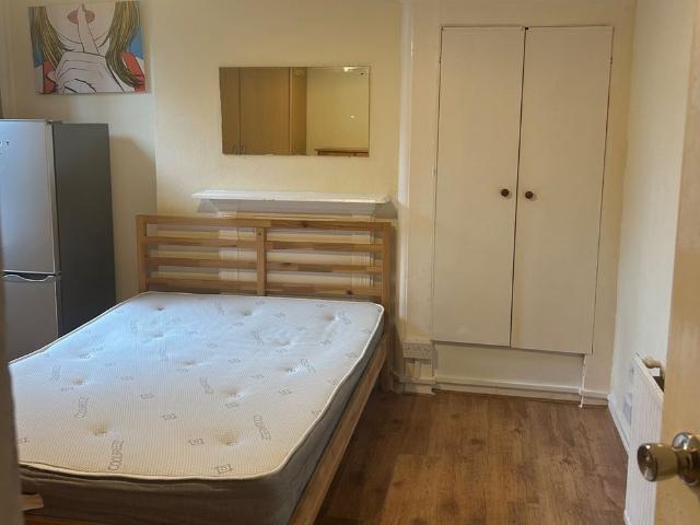 Apartment for rent in Palmers Green, Greater London