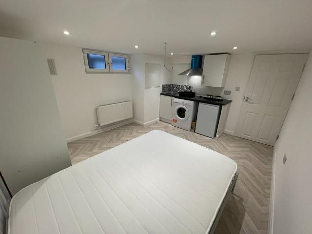 Room for rent in High Town, Luton