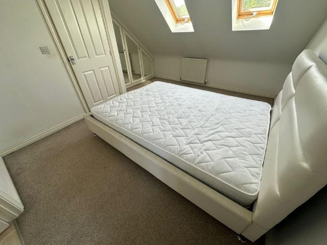 Room for rent in City Centre, Georgia
