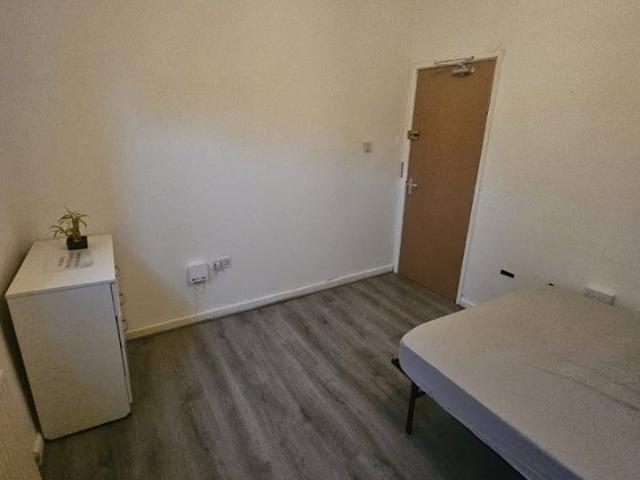Room for rent in Smethwick, West Midlands