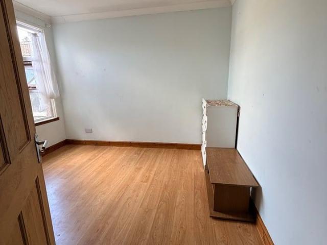 Room for rent in Plashet, Greater London