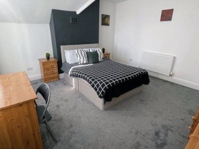 Room for rent in West Yorkshire
