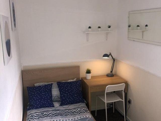 Room for rent in Ladywood, West Midlands