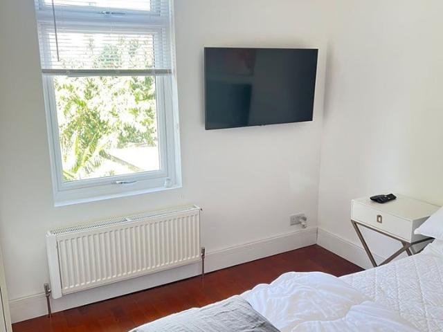 Room for rent in Gants Hill, Greater London