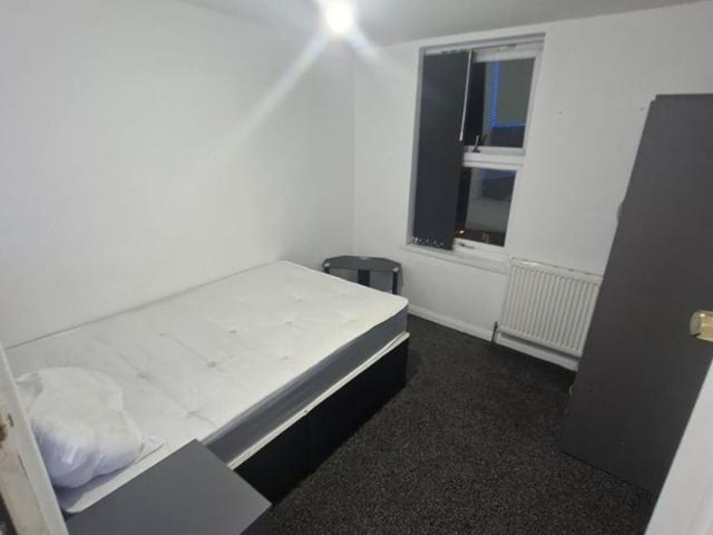 Room for rent in Ladywood, West Midlands