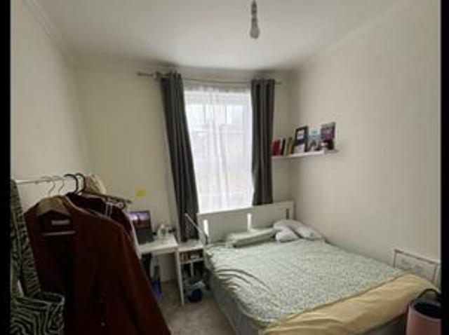 Room for rent in Plashet, Greater London