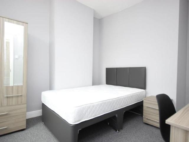 Room for rent in West Yorkshire
