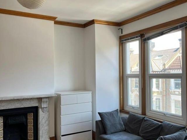 Room for rent in Streatham Hill, Greater London