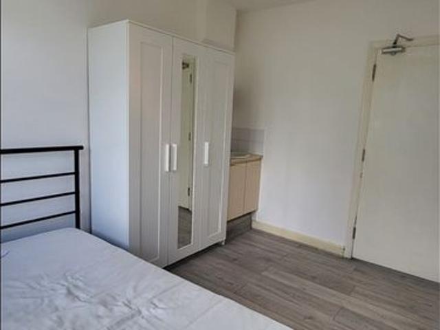 Room for rent in Harlesden, Greater London