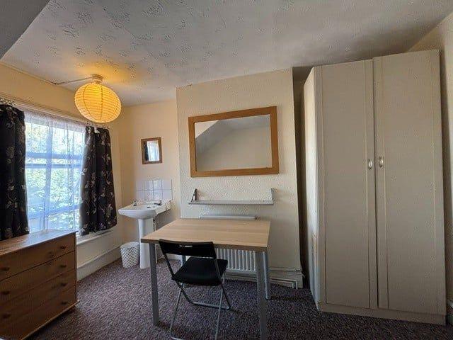 Apartment for rent in Newtown, Reading