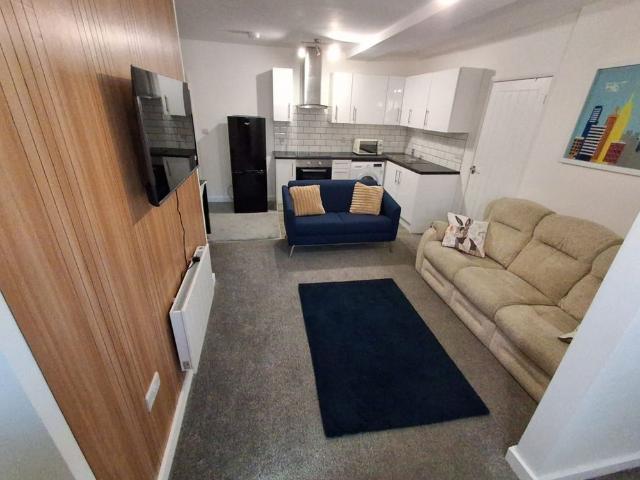 Room for rent in City Centre, Georgia