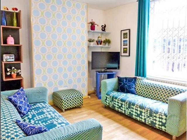 Room for rent in Lenton Abbey, Haddon