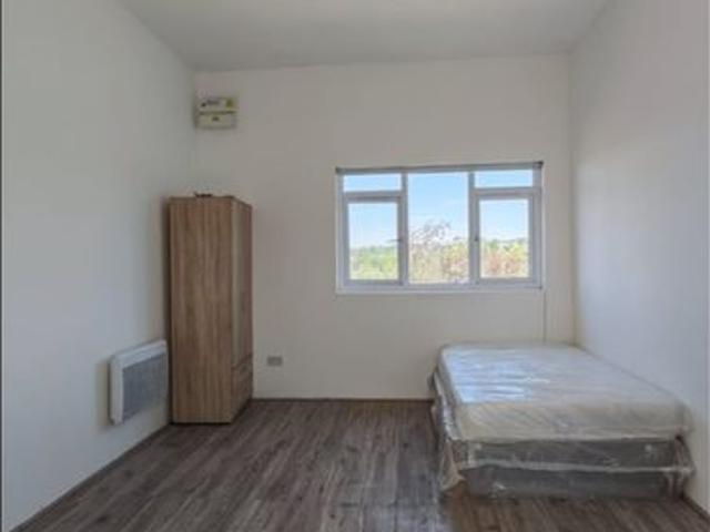 Room for rent in London Borough of Croydon, Thornton Heath