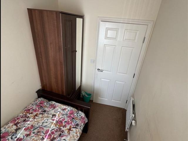 Room for rent in Ladywood, West Midlands