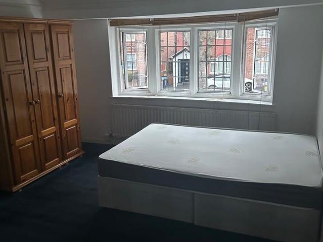 Room for rent in London Borough of Brent, Greater London