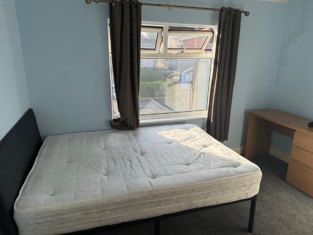 Room for rent in The Meadows, Haddon