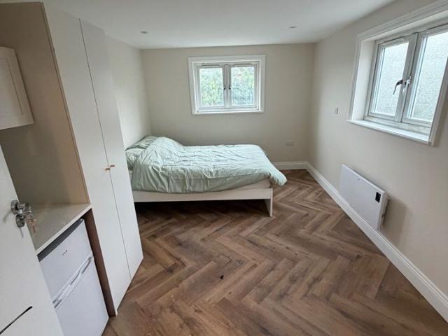 Room for rent in London Borough of Ealing, Greater London