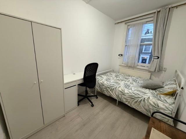 Apartment for rent in Hammersmith, Greater London
