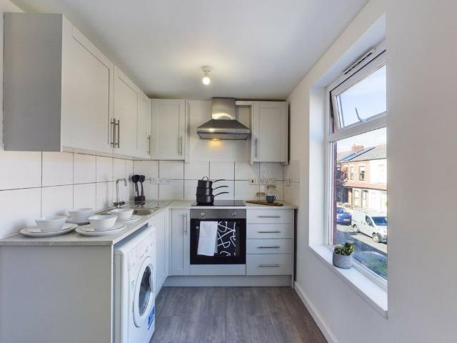 House for rent in St George's Quarter / Cultural Quarter, Calderstones