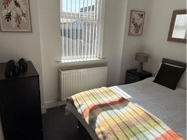 Room for rent in Calderstones