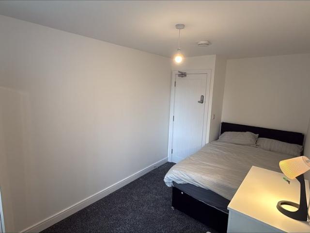 Room for rent in Ladywood, West Midlands