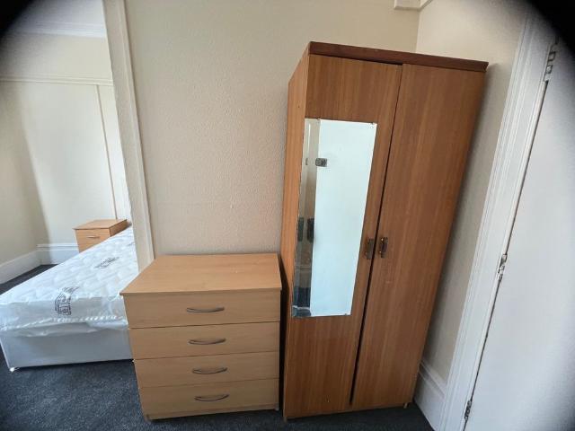 Room for rent in London Borough of Hounslow, Greater London