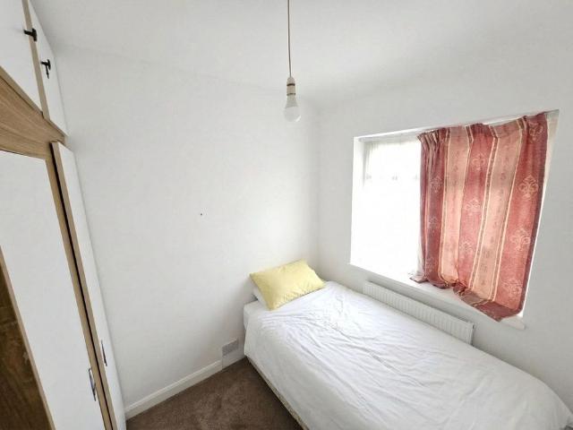 Room for rent in Upper Edmonton, Edmonton