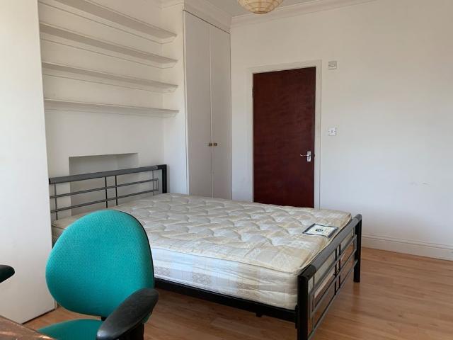 Room for rent in Streatham, Greater London