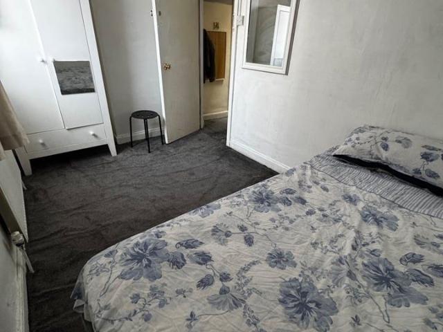Room for rent in City Centre, Feckenham