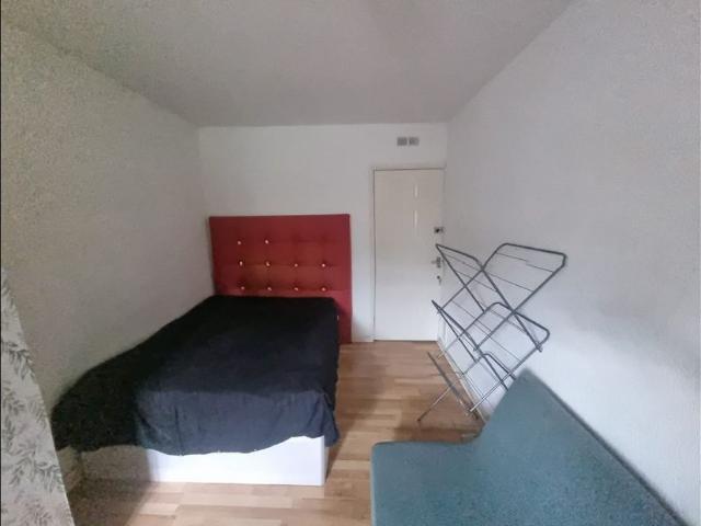 Room for rent in London