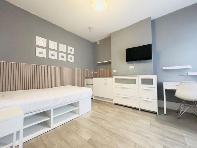 Room for rent in Spring Park, Luton