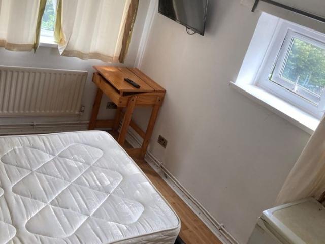 Room for rent in Putney, Greater London