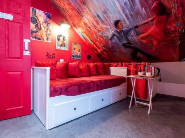 Room for rent in The Meadows, Haddon