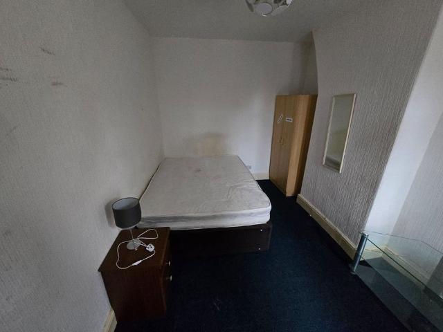 Room for rent in City Centre, Georgia