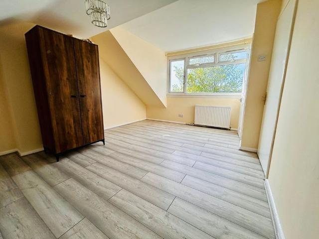 Room for rent in Greater London