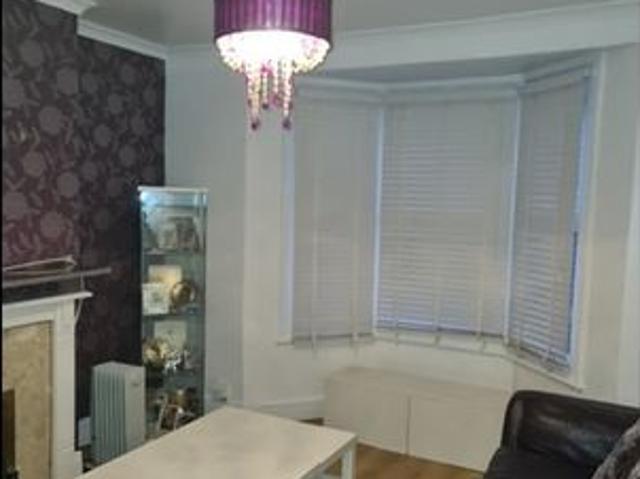 Room for rent in London Borough of Croydon, South Norwood