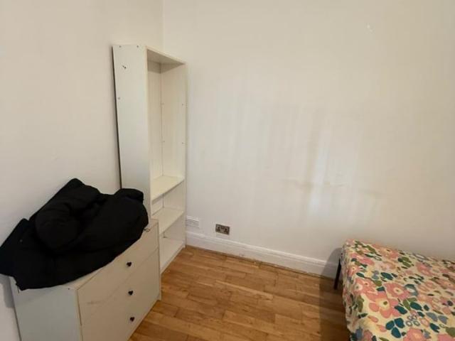 Room for rent in London Borough of Redbridge, Greater London