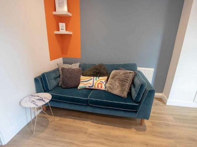 Room for rent in Attenborough, East Midlands