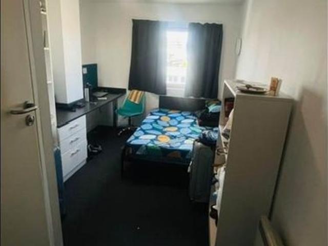 Room for rent in High Town, Luton