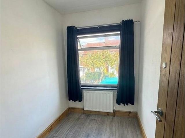 Room for rent in Lane, Greater London