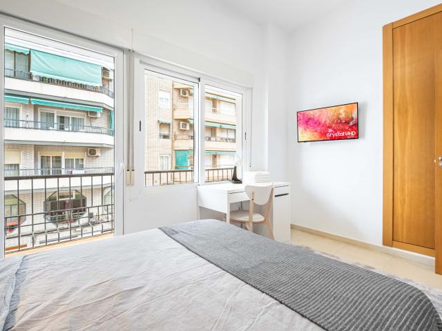Habitación en alquiler en Benalúa, l'Alacantí