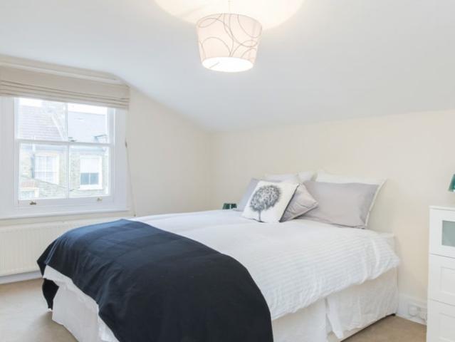 Room for rent in Battersea, Greater London