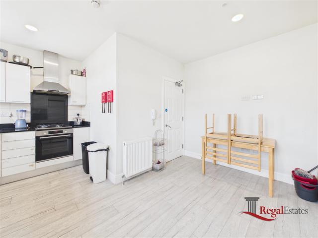 Room for rent in Sudbury, Greater London