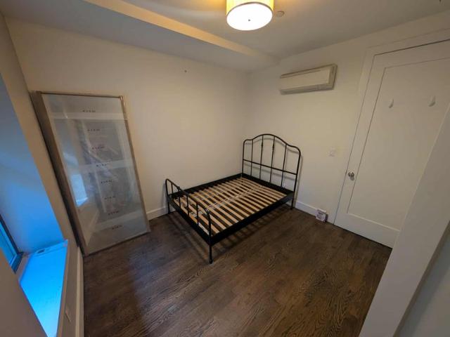 Room for rent in Arverne, New York
