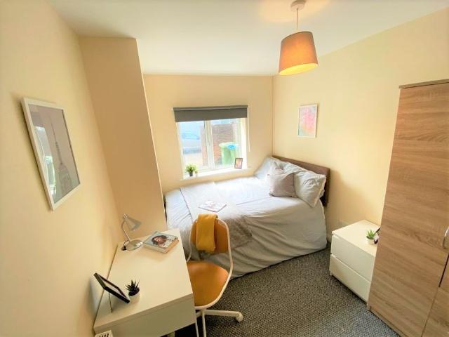 Room for rent in Bedford Place, Southampton