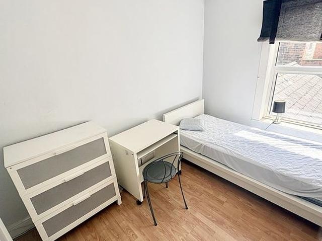 Room for rent in Ladywood, West Midlands