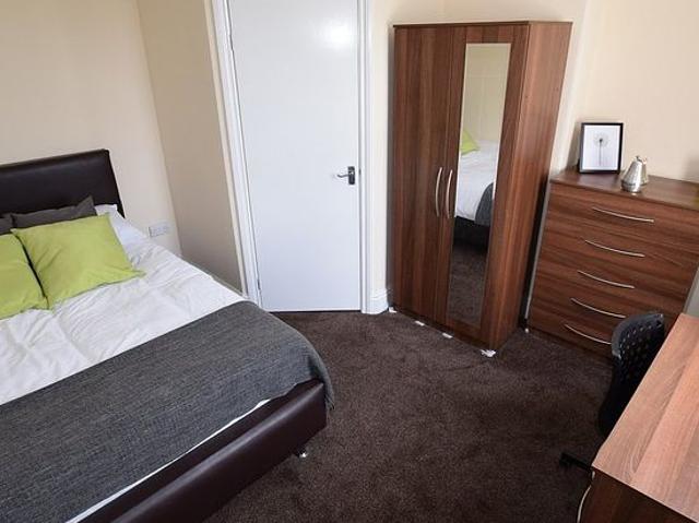 Room for rent in Gravelly Hill, Birmingham