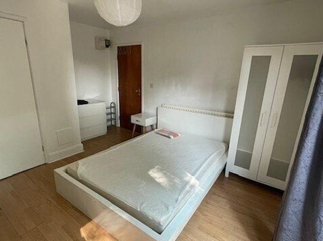 Room for rent in Gravelly Hill, West Midlands
