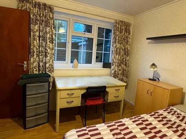 Room for rent in Harborne, West Midlands